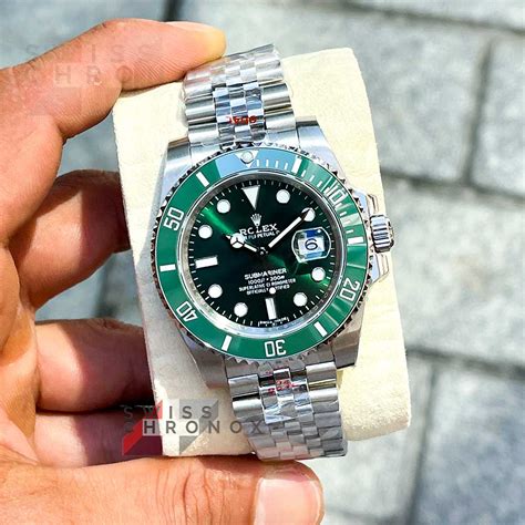 the hulk rolex movement